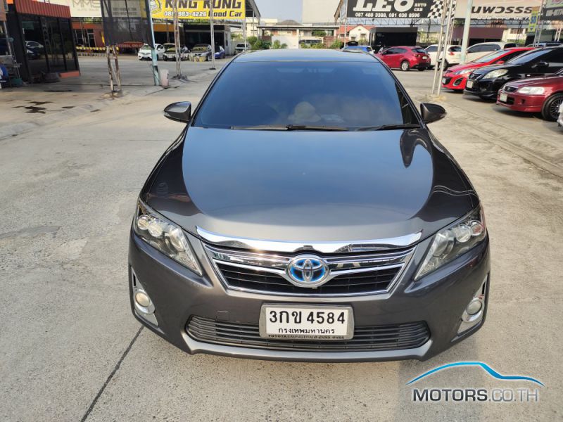 Secondhand TOYOTA CAMRY (2013)