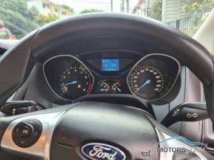 Secondhand FORD FOCUS (2014)